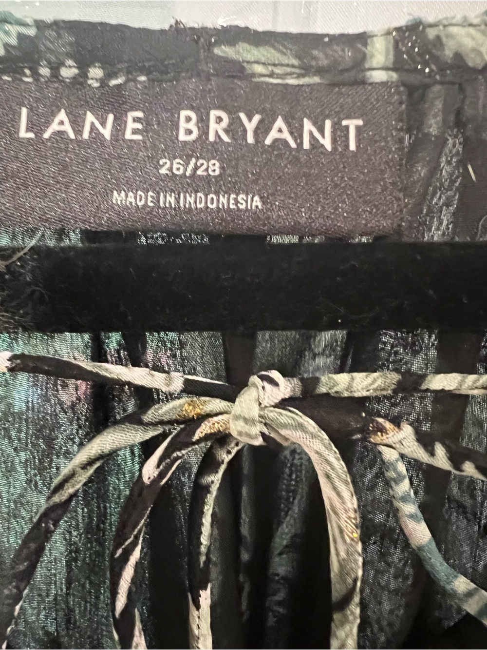 Lane Bryant Black Floral Peasant Top with Sage and Cream Accent - Picture 4 of 6